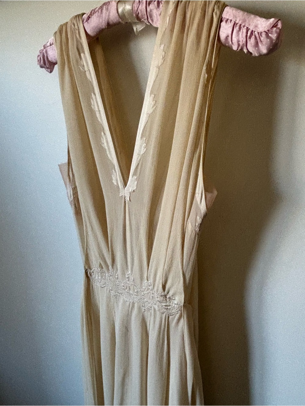 Vintage 1930's Silk Chiffon Wedding Gown - Picture 6 of 10